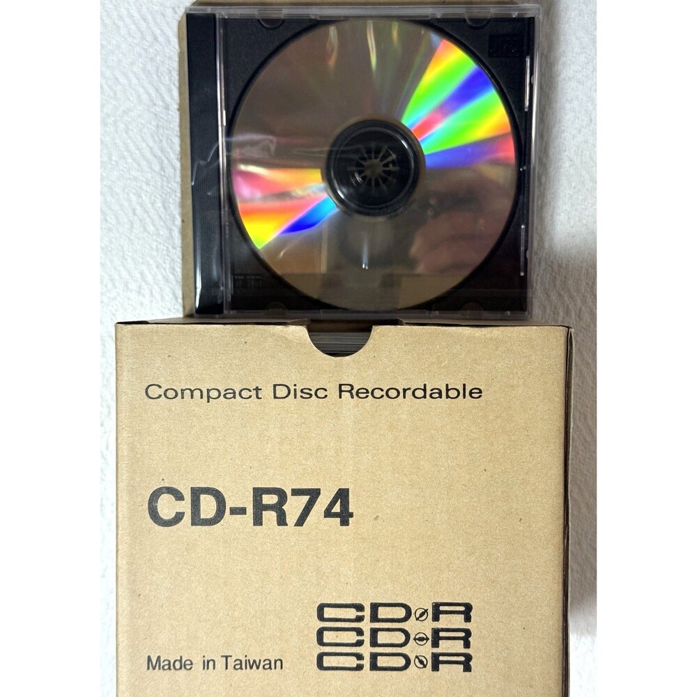 CD-R74 CD-R Recordable Disc 74 min 8x Max Write Speed in Jewel Case